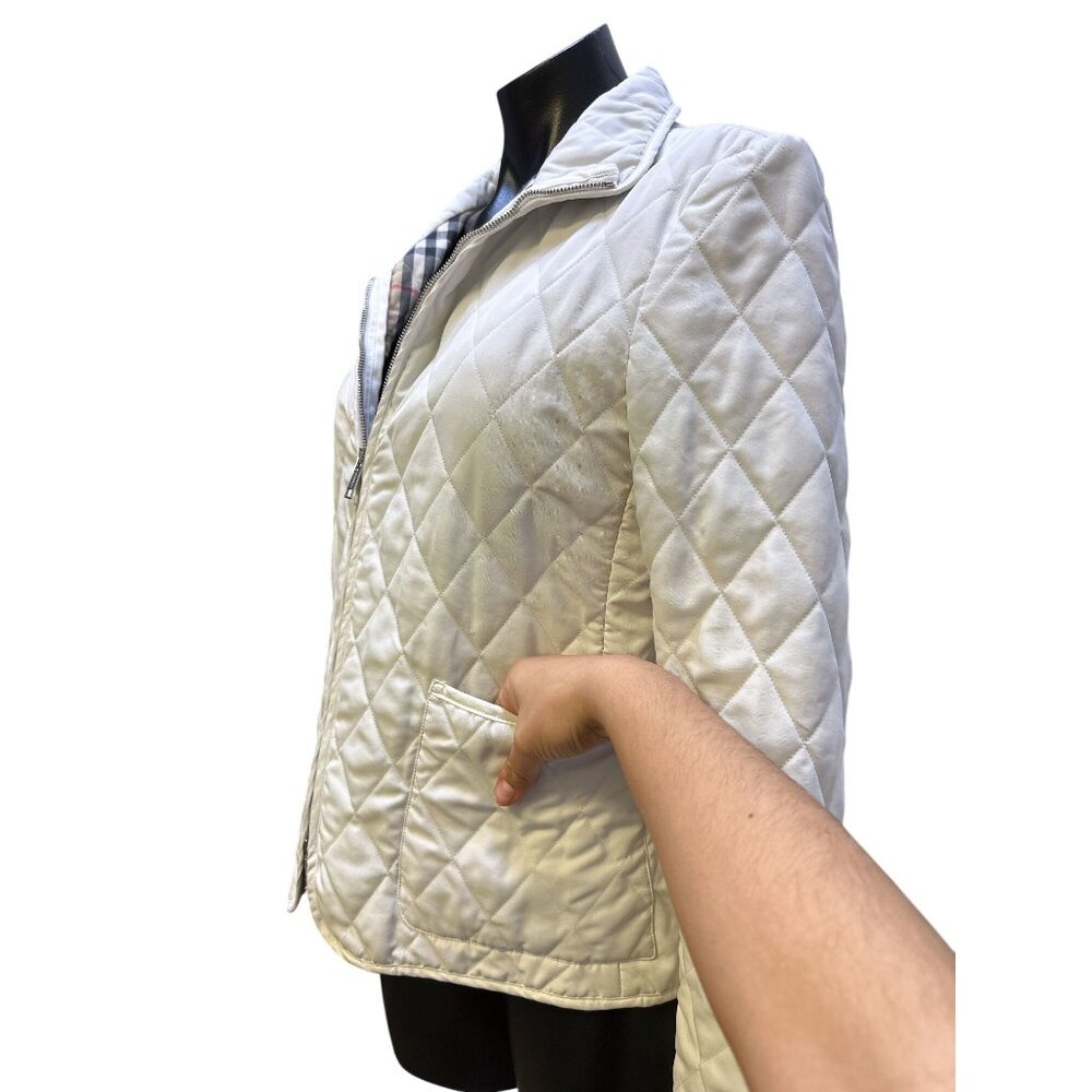 Burberry Quilted Jacket w/Plaid Lining & Zip Closure Ivory S - Picture 10 of 13